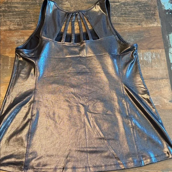 Livi Active Shimmering Black Tank Top - Picture 3 of 3